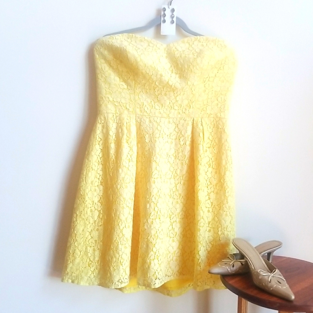Jasmine strapless dress NWT yellow lace strapless gown